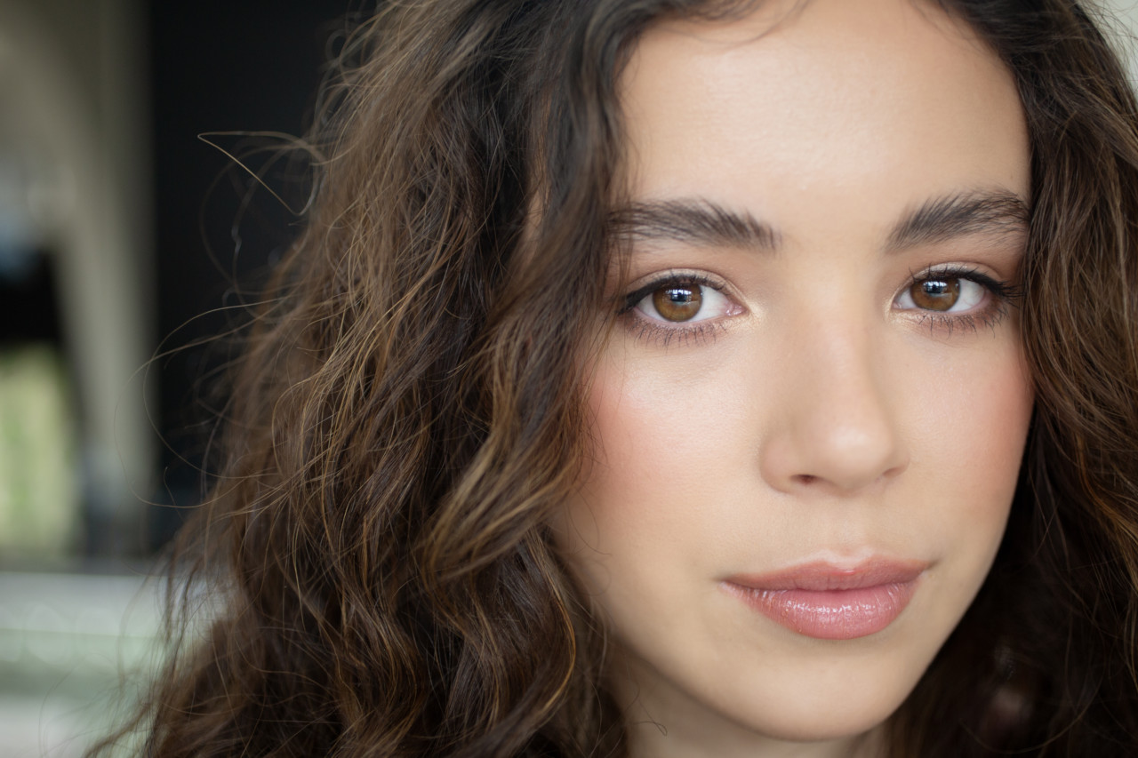 Woman with long natural eyelashes